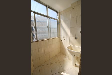 Apartamento à venda com 65m², 2 quartos e 1 vagaÁrea de Serviço