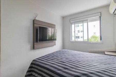 Quarto 1 de apartamento à venda com 2 quartos, 47m² em Cristal, Porto Alegre