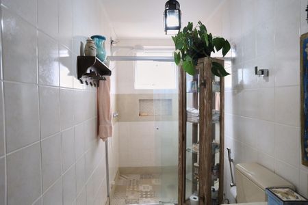 Apartamento à venda com 180m², 4 quartos e 2 vagasBanheiro