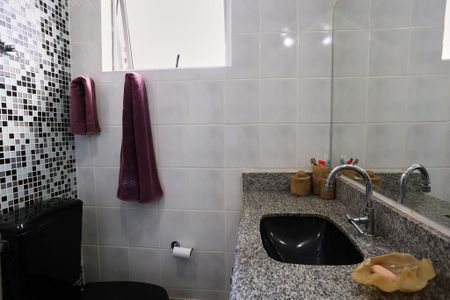 Apartamento à venda com 180m², 4 quartos e 2 vagasBanheiro da Suíte