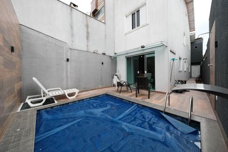 Casa à venda com 250m², 3 quartos e 4 vagasÁrea Externa