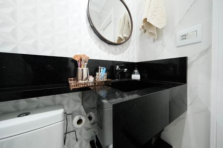 Casa à venda com 250m², 3 quartos e 4 vagasBanheiro da Suíte