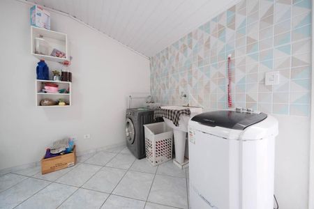 Casa à venda com 250m², 3 quartos e 4 vagasÁrea de Serviço