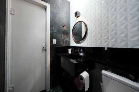 Casa à venda com 250m², 3 quartos e 4 vagasBanheiro