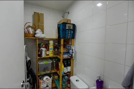 Apartamento à venda com 106m², 3 quartos e 2 vagas Apartamento à venda com 106m², 3 quartos e 2 vagasBanheiro de Serviço