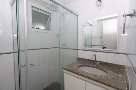 Apartamento para alugar com 65m², 3 quartos e 2 vagasBanheiro