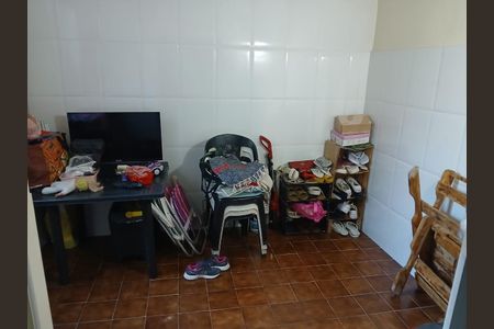 Casa à venda com 100m², 3 quartos e sem vaga Casa à venda com 100m², 3 quartos e sem vagaQuarto 3