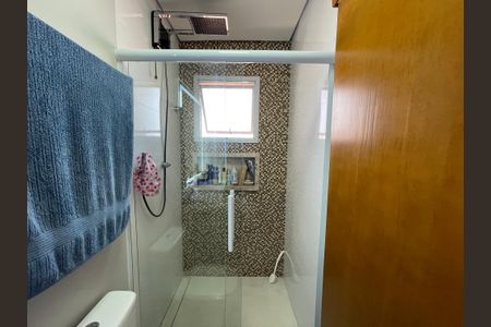 Casa à venda com 130m², 3 quartos e 2 vagas Casa à venda com 130m², 3 quartos e 2 vagasBanheiro da Suíte 2
