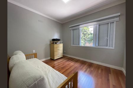 Casa à venda com 130m², 3 quartos e 2 vagas Casa à venda com 130m², 3 quartos e 2 vagasSuíte
