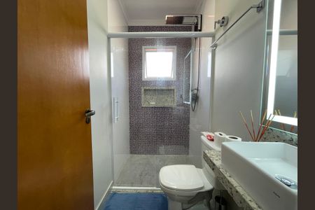 Casa à venda com 130m², 3 quartos e 2 vagas Casa à venda com 130m², 3 quartos e 2 vagasBanheiro Social