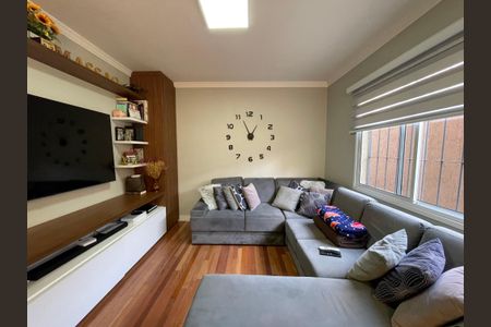Casa à venda com 130m², 3 quartos e 2 vagas Casa à venda com 130m², 3 quartos e 2 vagasSala