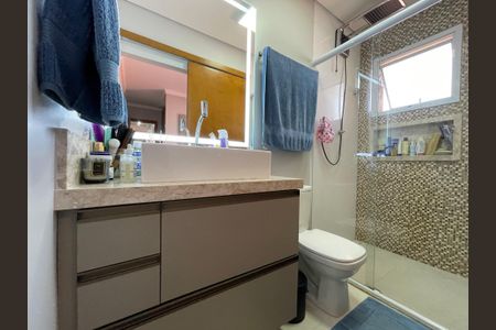 Casa à venda com 130m², 3 quartos e 2 vagas Casa à venda com 130m², 3 quartos e 2 vagasBanheiro da Suíte 2