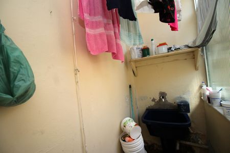 Apartamento à venda com 80m², 2 quartos e 1 vagaÁrea de Serviço