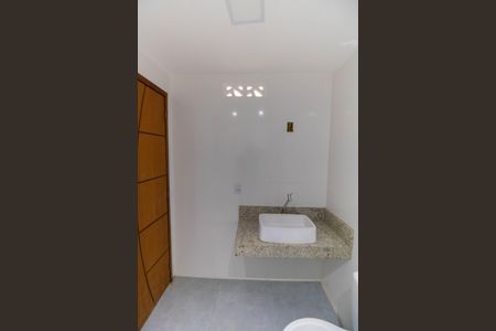 Casa à venda com 110m², 3 quartos e 1 vaga Casa à venda com 110m², 3 quartos e 1 vagaBanheiro da Suíte 2