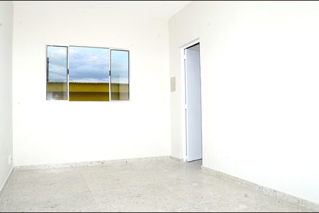 Sala de casa para alugar com 2 quartos, 60m² em São Gabriel, Belo Horizonte