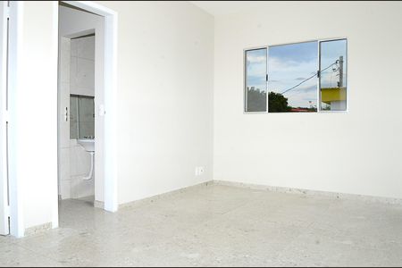 Sala de casa para alugar com 2 quartos, 60m² em São Gabriel, Belo Horizonte