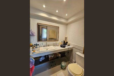 Casa de condomínio à venda com 179m², 3 quartos e 2 vagas