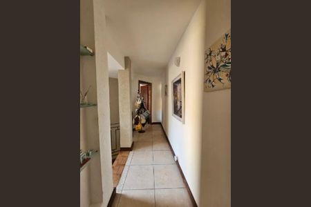 Casa de condomínio à venda com 179m², 3 quartos e 2 vagas