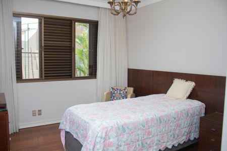 Apartamento à venda com 309m², 4 quartos e 3 vagasQuarto