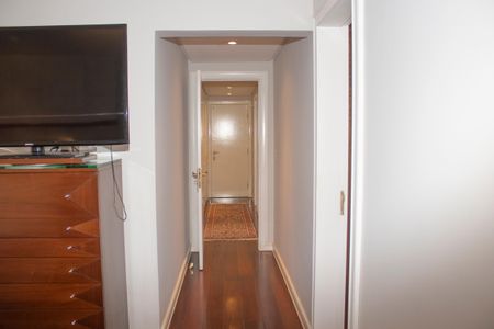 Apartamento à venda com 309m², 4 quartos e 3 vagasCloset da Suíte