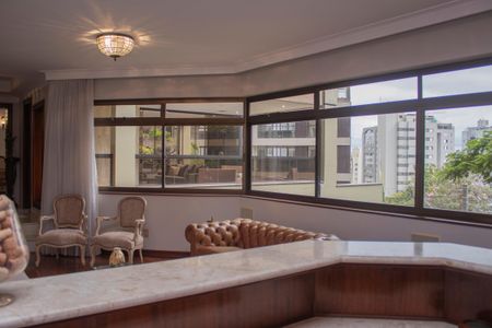 Apartamento à venda com 309m², 4 quartos e 3 vagasSala