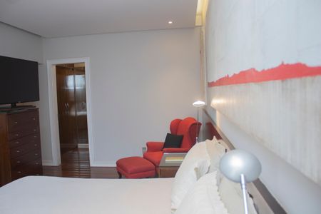 Apartamento à venda com 309m², 4 quartos e 3 vagasSuíte