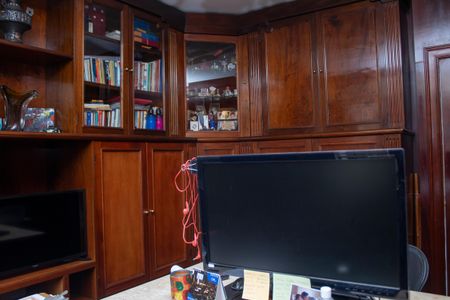 Apartamento à venda com 309m², 4 quartos e 3 vagasEscritório