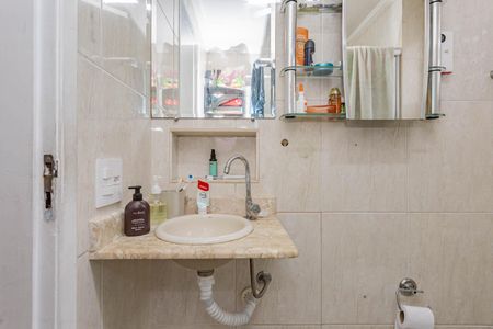 Apartamento à venda com 61m², 2 quartos e 1 vagaBanheiro