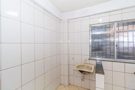 Casa para alugar com 100m², 2 quartos e 1 vaga Casa para alugar com 100m², 2 quartos e 1 vagaCozinha e Área de Serviço
