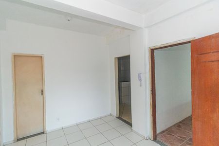 Sala de casa para alugar com 2 quartos, 100m² em Cascadura, Rio de Janeiro