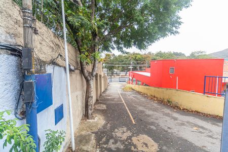 Casa para alugar com 100m², 2 quartos e 1 vaga Casa para alugar com 100m², 2 quartos e 1 vagaÁrea externa