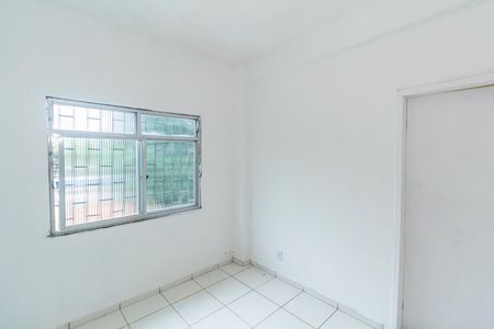 Sala de casa para alugar com 2 quartos, 100m² em Cascadura, Rio de Janeiro