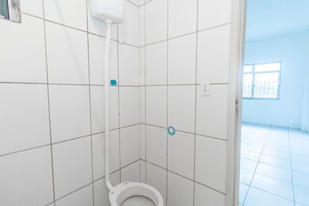 Casa para alugar com 100m², 2 quartos e 1 vaga Casa para alugar com 100m², 2 quartos e 1 vagaBanheiro Social