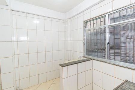 Casa para alugar com 100m², 2 quartos e 1 vaga Casa para alugar com 100m², 2 quartos e 1 vagaCozinha e Área de Serviço