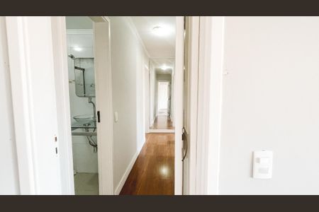 Apartamento para alugar com 100m², 3 quartos e 2 vagas Apartamento para alugar com 100m², 3 quartos e 2 vagasCorredor