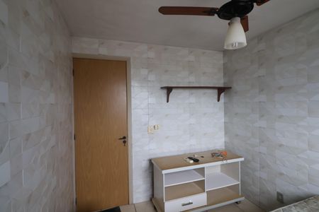 Quarto 2 de apartamento à venda com 2 quartos, 39m² em Mato Grande, Canoas