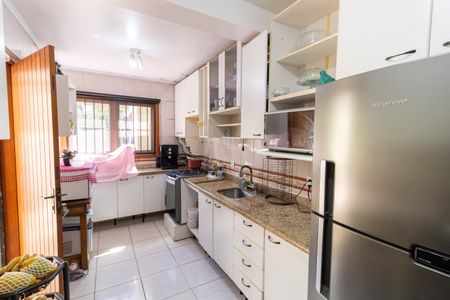 Casa à venda com 172m², 3 quartos e 3 vagas Casa à venda com 172m², 3 quartos e 3 vagasCozinha