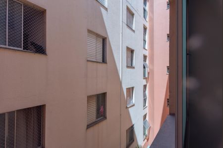 Vista da Sala de apartamento para alugar com 3 quartos, 74m² em São Bernardo, Campinas