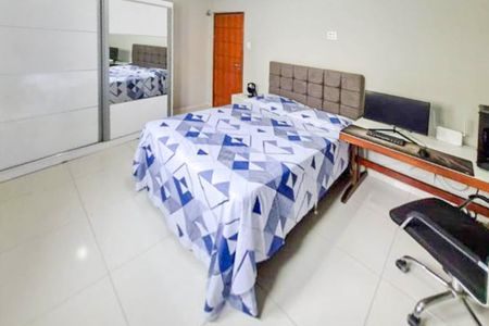 Quarto 1 de casa para alugar com 2 quartos, 70m² em Taquara, Rio de Janeiro
