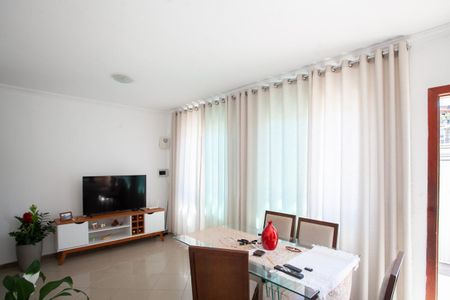 Sala de casa à venda com 3 quartos, 140m² em Santa Monica, Belo Horizonte