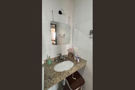 Apartamento à venda com 83m², 3 quartos e 2 vagasBanheiro