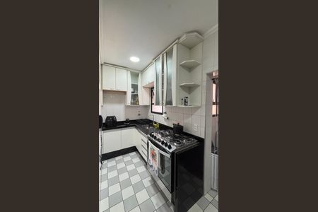 Apartamento à venda com 83m², 3 quartos e 2 vagasCozinha