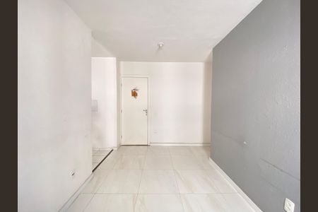 Sala de apartamento para alugar com 2 quartos, 48m² em Del Castilho, Rio de Janeiro