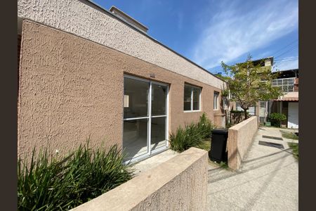 Apartamento à venda com 48m², 2 quartos e sem vaga Apartamento à venda com 48m², 2 quartos e sem vagaÁrea comum - Salão de festas