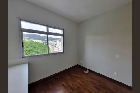 Apartamento para alugar com 75m², 2 quartos e 1 vagaQuarto