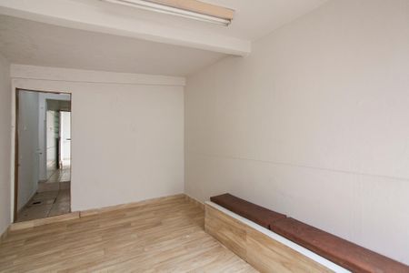 Casa para alugar com 180m², 4 quartos e 2 vagasEscritório