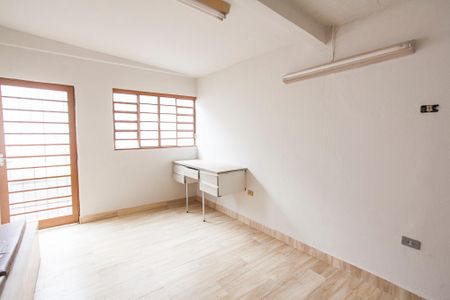 Casa para alugar com 180m², 4 quartos e 2 vagasEscritório