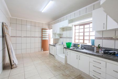 Casa para alugar com 180m², 4 quartos e 2 vagasCozinha