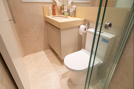 Apartamento para alugar com 76m², 1 quarto e 1 vaga Apartamento para alugar com 76m², 1 quarto e 1 vagaBanheiro da Suíte