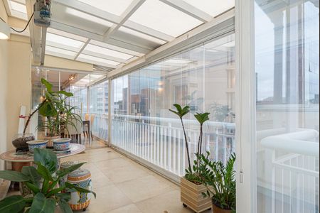 Apartamento para alugar com 76m², 1 quarto e 1 vaga Apartamento para alugar com 76m², 1 quarto e 1 vagaVaranda